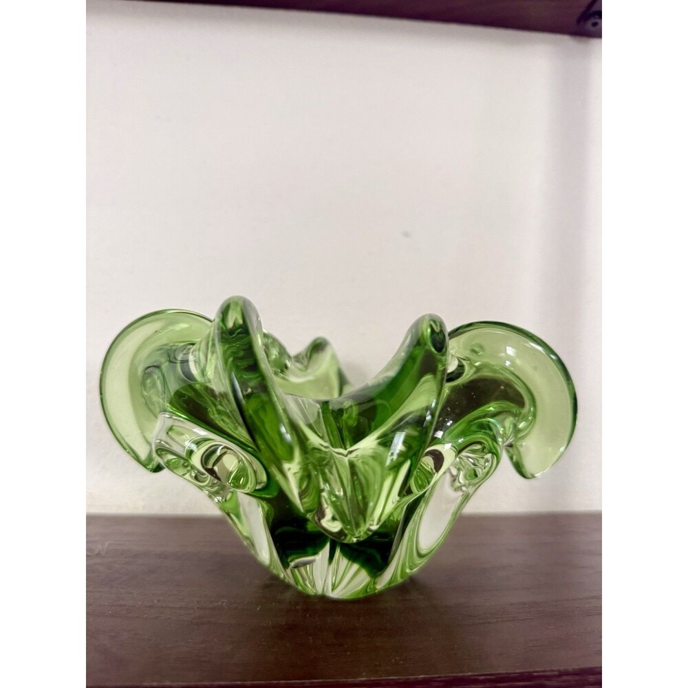 Vtg MCM Murano Green Art Glass Bowl Ashtray Hand Blown Ruffled Smooth Pontil